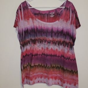 Modern red/pink tone tie-dye